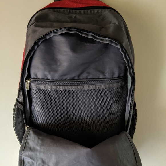 RARE Fila Backpack - Picture 2 of 6